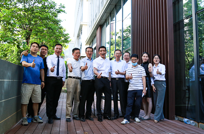 峰创时代项目部办公室顺利乔迁